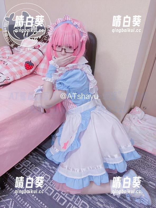 AT鲨最新写真“金风玉露一相逢”，快来领取这些免费的精美照片.txt