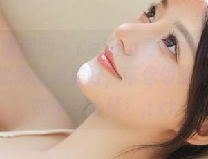 Feilin嗲囡囡 – Celina青妍学姐写真图册：以光影记录美好，带你领略她的青春故事与心情！.txt