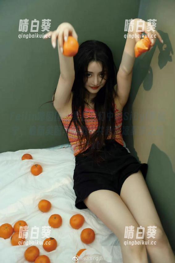 Feilin嗲囡囡 - 夏日梦幻中的SiByl李思宁，最新美图写真邀你共赴清凉夏季之旅！.txt