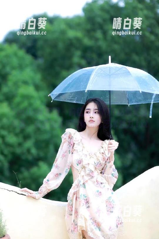 Feilin嗲囡囡 - 施忆佳KITTY秘藏美图精选，探索她背后的秘密与艺术魅力.txt
