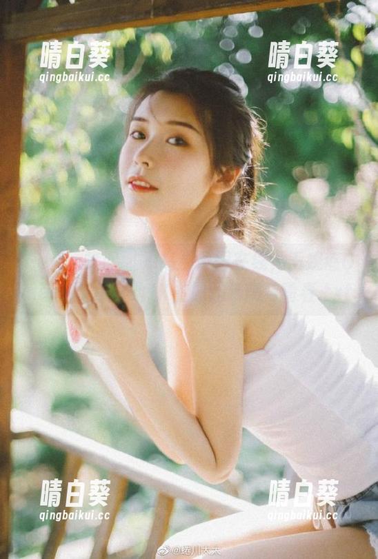 Feilin嗲囡囡 - 高清原图在线，王婉悠Queen带你体验JK主题的唯美与青春.txt