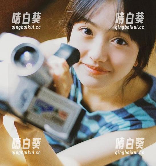 GIRLT果团网 - 原图欣赏：松果儿私拍天台写真，天真的笑容与风景完美交织！.txt
