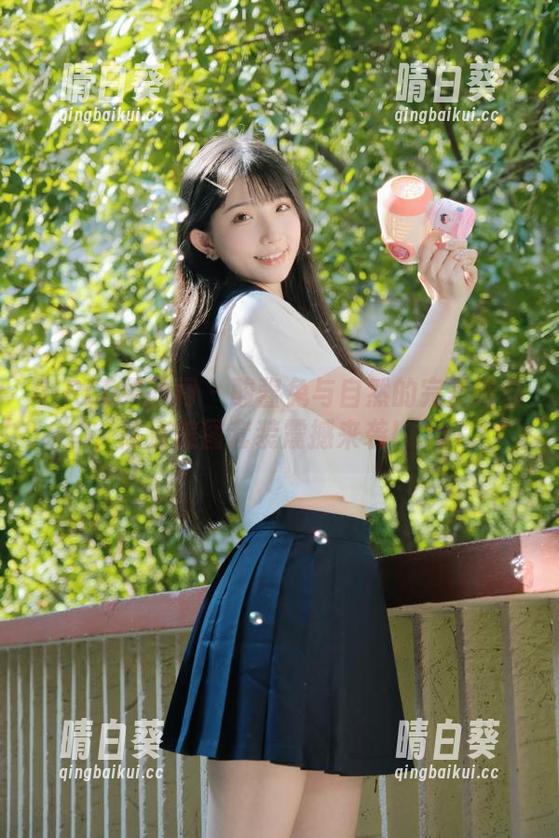 GIRLT果团网 - 酸酱兔与自然的完美融合，高清美图套装震撼来袭！.txt