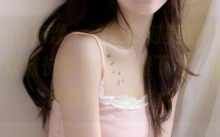 HuaYang花漾 – 满足你对美的向往，Angela喜欢猫长腿写真免费下载，照片中的优雅与自信.txt