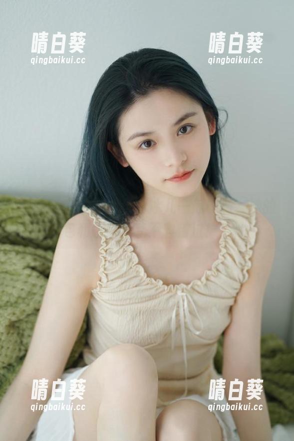 IMiss爱蜜社 - 与冰冰儿一起畅游，她的图包和剧情分享不容错过！.txt