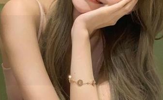 MFStar模范学院 – Evelyn艾莉短裙图片收藏：每张原图都讲述了一个动人的故事.txt