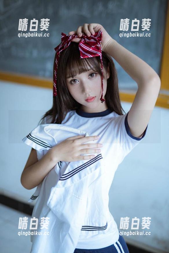 MFStar模范学院 - 全套黑白写真原图，佟蔓baby用艺术讲述她的故事.txt