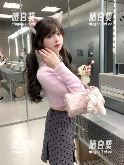 MFStar模范学院 - 白子嫣nicky私密日常：图集精选让你感受她的真实生活.txt
