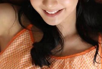 MiiTao蜜桃社 – 露西Lucy私拍原图精选：纯白之美，记录下每一个灵动的瞬间与情感.txt