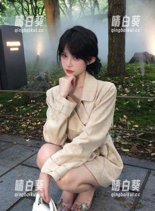 MyGirl美媛馆 - 最新潮流来袭！伊雨蔓Fiona泳池写真展现别样夏日风情.txt