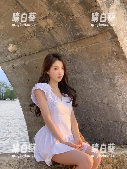 MyGirl美媛馆 - 唐琪儿在泳池里的美丽瞬间：时尚写真合集图片欣赏.txt