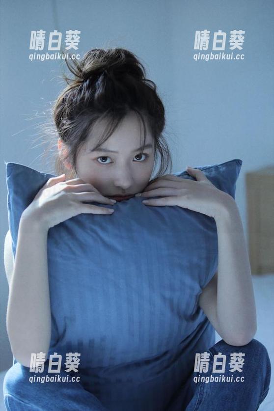 MyGirl美媛馆 - 想要优雅？唐琪儿il的丝袜高清写真下载，瞬间提升品位！.txt