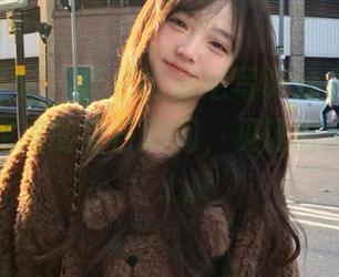 Pary摄影 – 思思比基尼写真分享：捕捉每一个完美的夏日瞬间，见证时尚与美丽！.txt