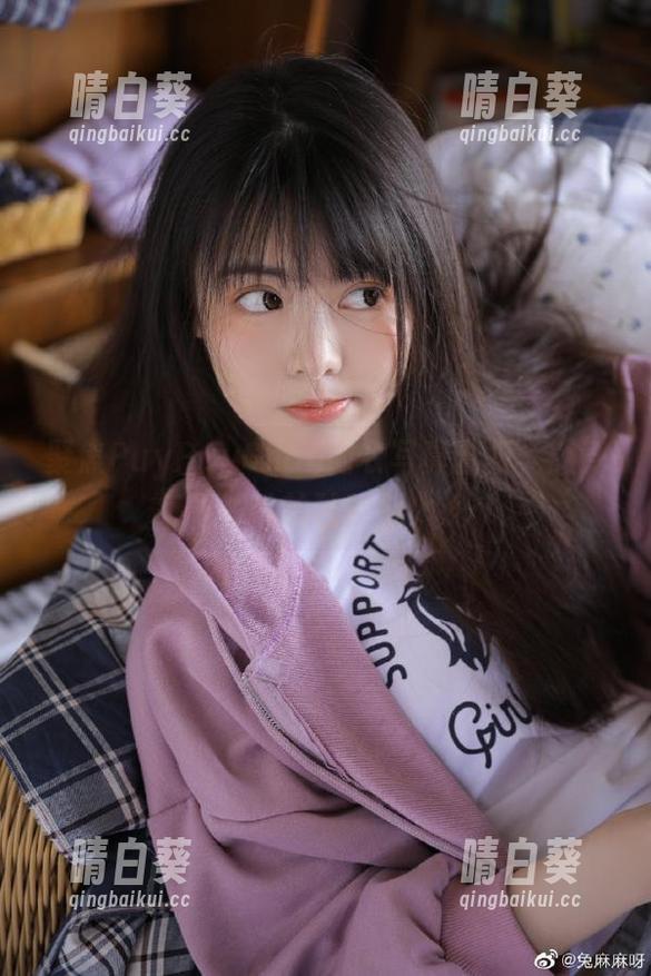 聚焦PuyPuyChan内衣写真合集，感受每幅照片的独特魅力.txt