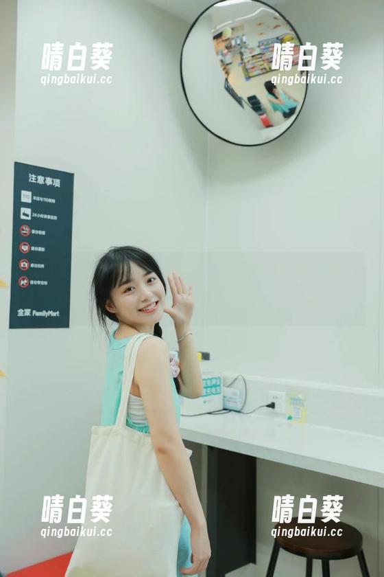 RUISG瑞丝馆 - 从奶瓶土肥圆矮挫丑黑穷的校服美图中，感受青春的无尽分享.txt