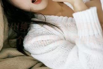SHENSHI绅士 – 魅儿的短裤写真美图，捕捉每一个动人的瞬间与时尚风尚.txt
