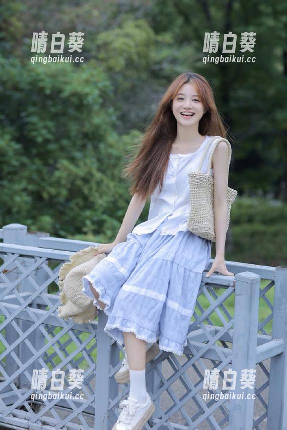TGOD推女神 - 在云端飞翔！Akiki朱若慕的高清旅拍美图，让你一起探索生活之美！.txt