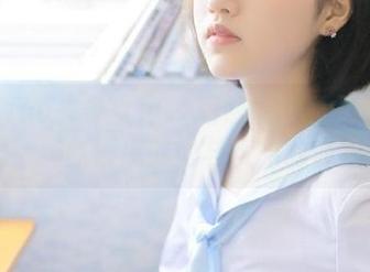 TouTiao头条女神 – 周熙妍华丽礼服私拍图集：细腻展现时尚与优雅的碰撞.txt