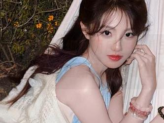 Tukmo兔几盟 – 细腻而感性的八宝icey黑白私拍，让你重新审视每张图片.txt
