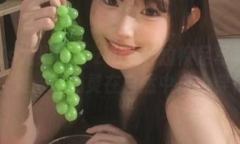 UGirls尤果网 – Zora若拉裸足写真在线分享合集：让心灵在自然中自由穿行.txt