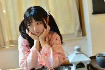 UGirls尤果网 – 安沛蕾棉袜专题：精彩写真资源合集，尽展女性柔美风情.txt