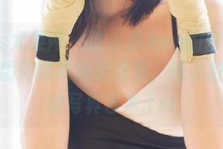 UGirls尤果网 – 张小西Ann的白丝美图合集，精彩瞬间尽在这里，感受魅力四射的写真艺术.txt