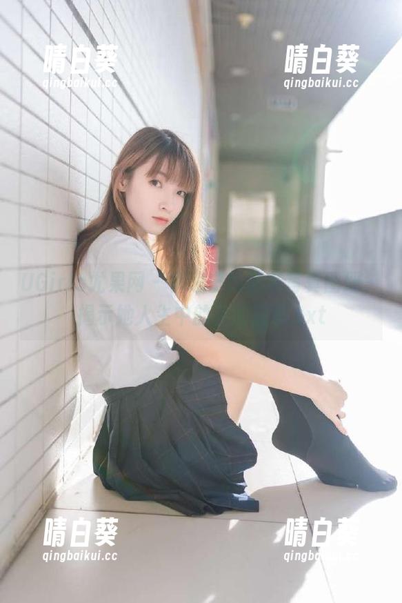 UGirls尤果网 - 李思宁的秘书写真图册，揭示她人生中的美丽篇章.txt