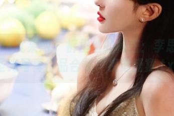 UGirls尤果网 – 裤里丝的秘密：李思宁无圣光写真作品合集，视觉盛宴.txt