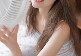 UGirls尤果网 – 与毛COCO同行：黑白写真集全新上线，快来免费下载精彩作品.txt