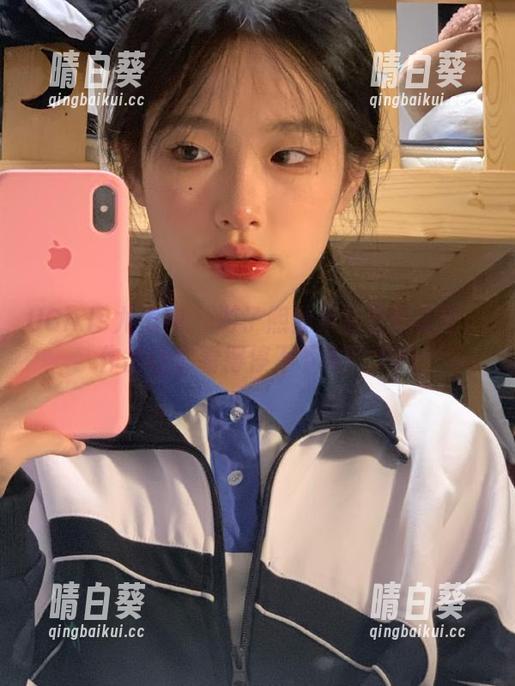 UGirls尤果网 - 游子熙办公室里的美图：作品让你看得停不下来！.txt