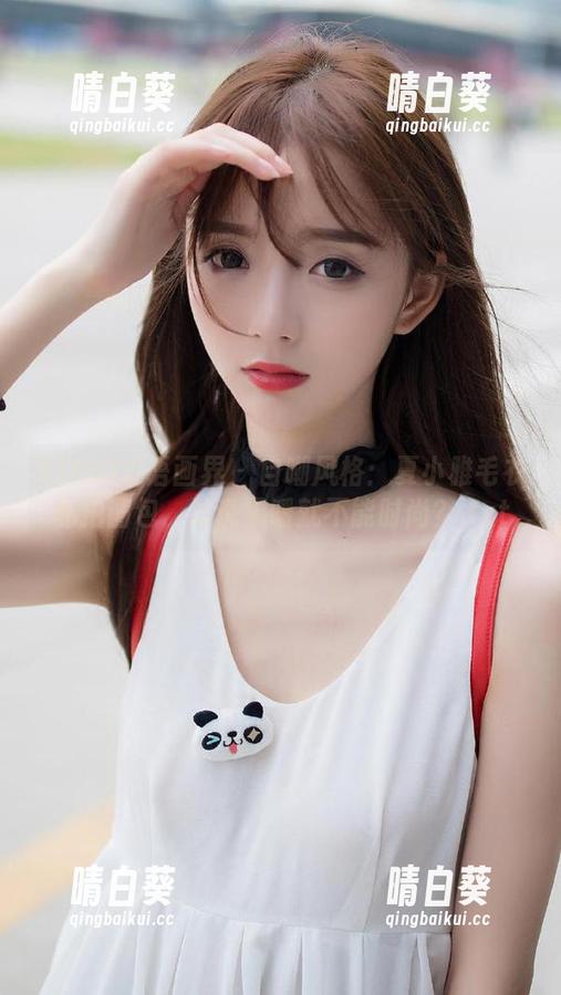 XIAOYU语画界 - 自嘲风格：夏小雅毛衣私拍图包，谁说温暖就不能时尚？.txt