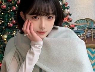 XIAOYU语画界 – 小沫琳办公室主题图包：灵感与时尚交织的精彩作品合集.txt