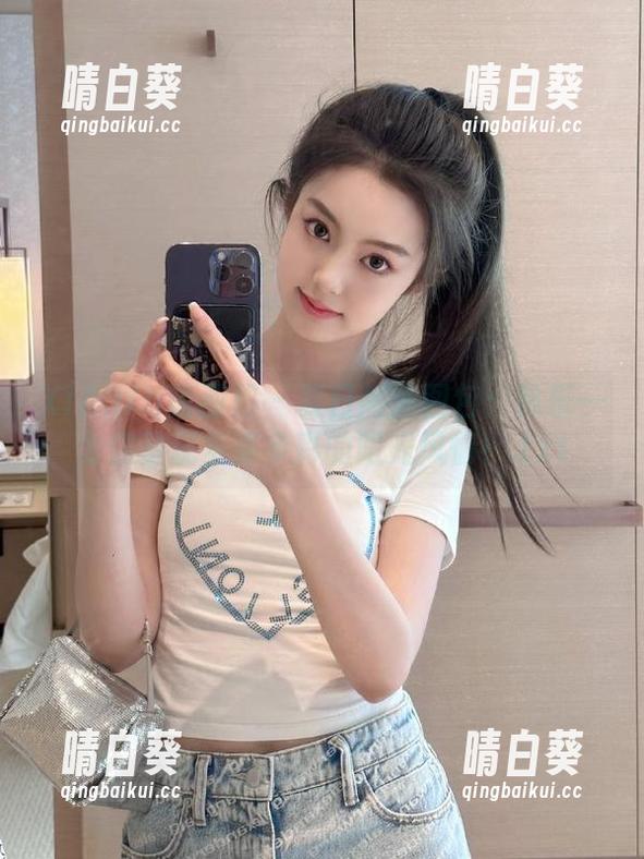 XIAOYU语画界 - 夏日高清图包：林乐一为你呈现多姿多彩的阳光风情！.txt
