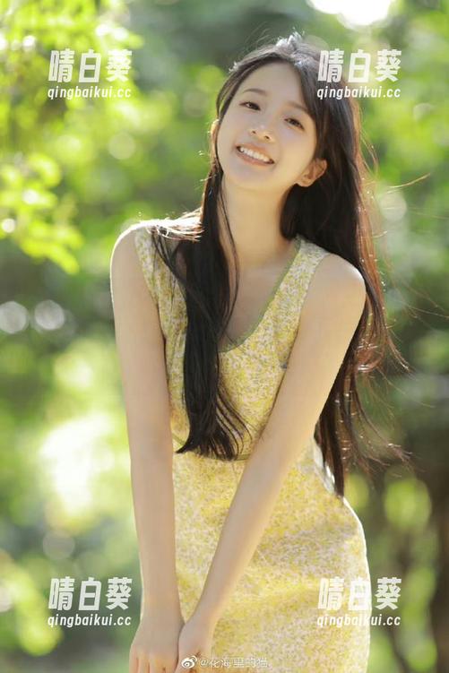 Xiuren秀人网 - Betty林子欣JK写真集再度更新，走进她的世界感受少女的梦！.txt
