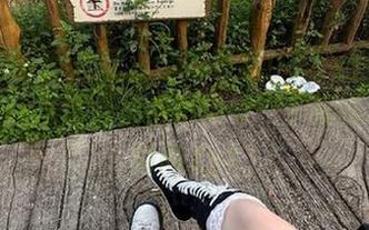 Xiuren秀人网 – 全新更新！FoxYini孟狐狸女仆写真合集，记录每一个细腻动人的瞬间.txt