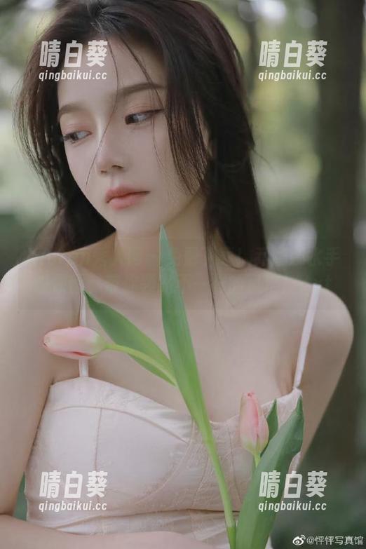 Xiuren秀人网 - 免费下载！乔娜娜水手服原图，带你领略不一样的风格！.txt