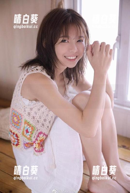 Xiuren秀人网 - 清新可爱风！伊小七MoMo双马尾最新写真集带来新气象.txt