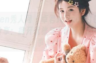 Xiuren秀人网 – 卓君Jeanes白色写真合集分享：掀开优雅与宁静背后的不凡故事.txt