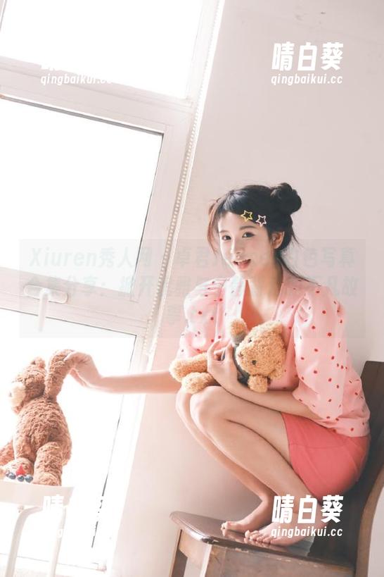 Xiuren秀人网 - 卓君Jeanes白色写真合集分享：掀开优雅与宁静背后的不凡故事.txt