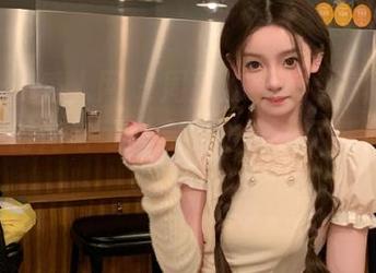 Xiuren秀人网 – 周慕汐fairy短裙美图精选，时尚与可爱完美结合，尽情欣赏！.txt