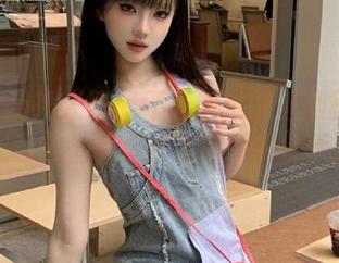 Xiuren秀人网 – 不容错过的唐翩翩连衣裙美图图包，带给你视觉的极致享受.txt