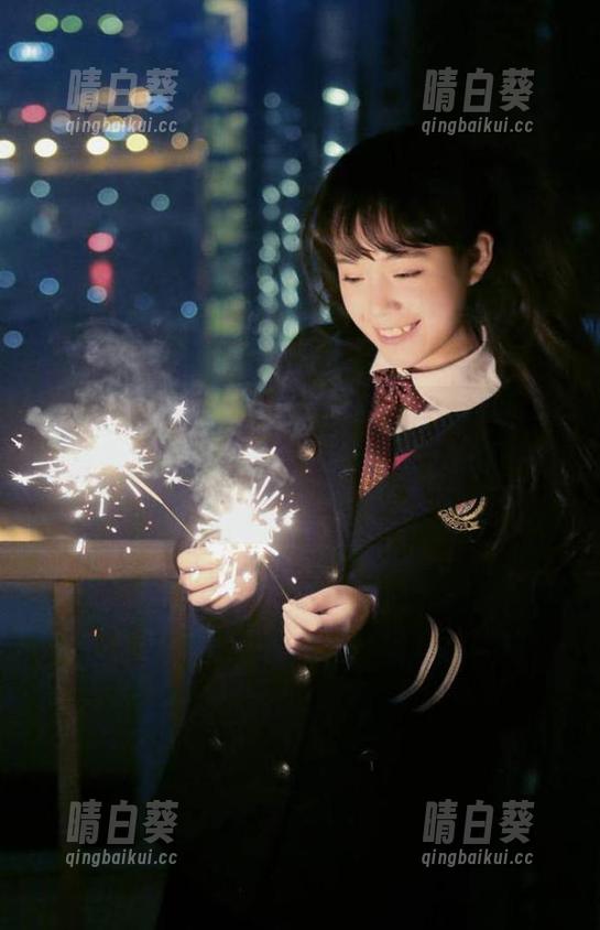 Xiuren秀人网 - 唐翩翩倾情奉献白衬衫资源合集：美丽与优雅并存，想要的尽在其中.txt