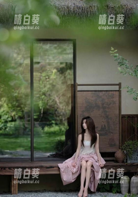 Xiuren秀人网 - 高质量子纯儿Annie校服写真作品，网盘下载助你回味无穷.txt