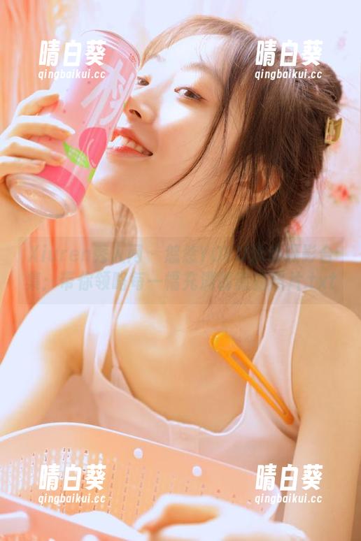 Xiuren秀人网 - 悠悠YOYO泳池摄影合集：带你领略每一幅充满情感的照片.txt