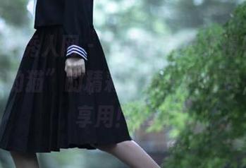 Xiuren秀人网 – 办公室写真大揭秘，“想做你的猫”的精彩作品一网打尽，免费享用！.txt