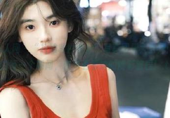 Xiuren秀人网 – “抖娘利世学妹”写真图册大公开：承载着青春的每一个瞬间，快来看看她的精彩旅程！.txt