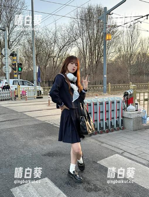 Xiuren秀人网 - 高清作品带来月野兔美妞迷人美脚的细节，尽显优雅与风情.txt