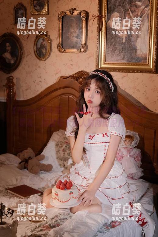 Xiuren秀人网 - 林好好带来的白色写真更新，捕捉每个动人瞬间的图片.txt