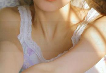 Xiuren秀人网 – 定制柴婉艺Averie制服写真，捕捉每个迷人瞬间的艺术之旅.txt