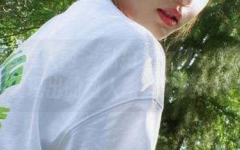 Xiuren秀人网 – 私拍兔女郎：梦然同学展现出的动人图片之美.txt